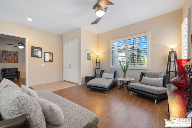 Building Photo - 40870 Avenida Rosario