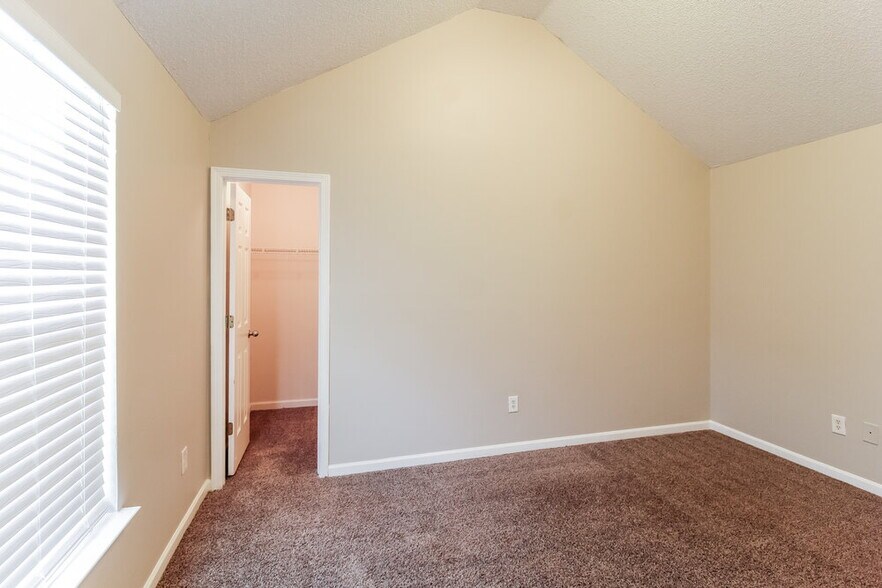 Building Photo - 429 Grier Dr