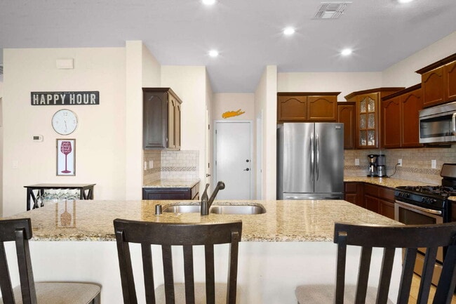 Building Photo - 13483 Halifax St