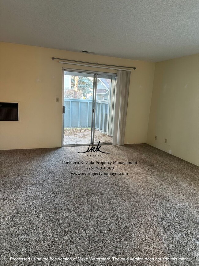 Building Photo - One Bedroom/One Bath Condo in Carson for Rent