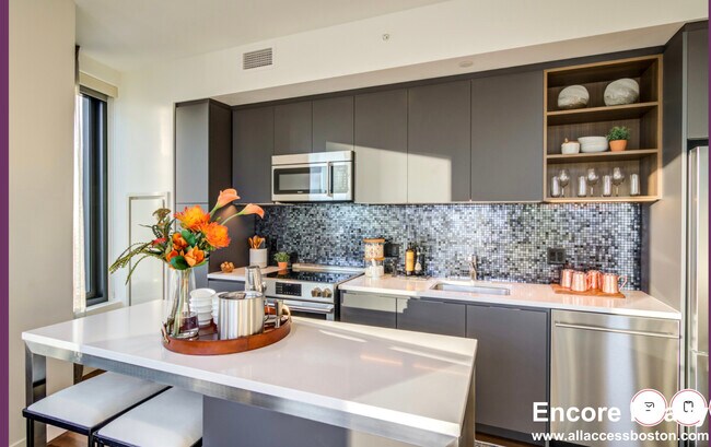 Building Photo - 100 Sudbury St