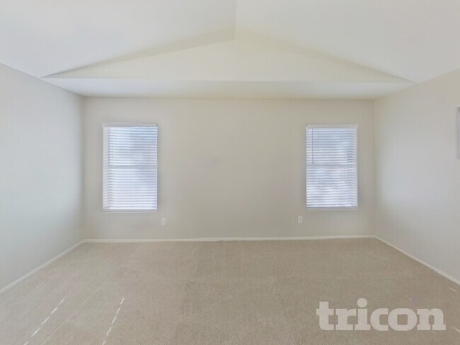 Building Photo - 8529 W Hughes Dr