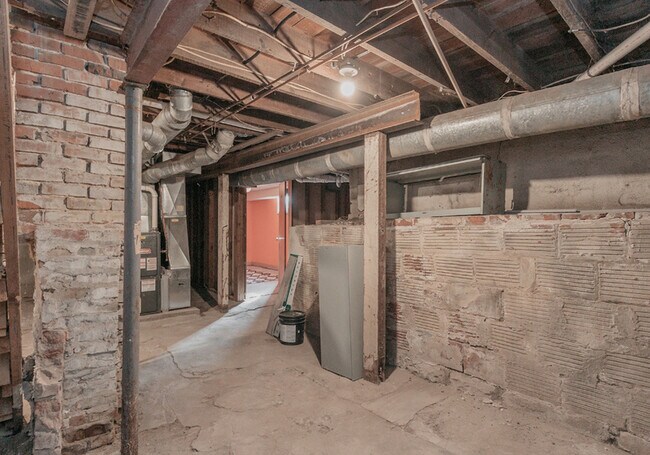 Building Photo - 1141 N 29th St