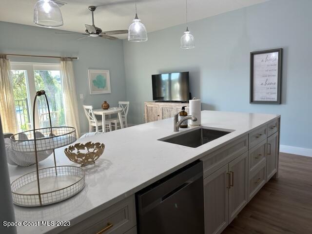 Building Photo - 833 Paddleboard Ct