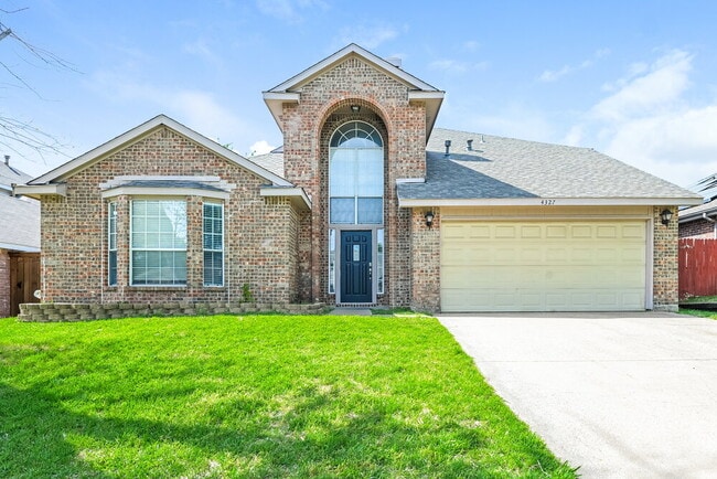 Building Photo - 4327 Meriden Ct