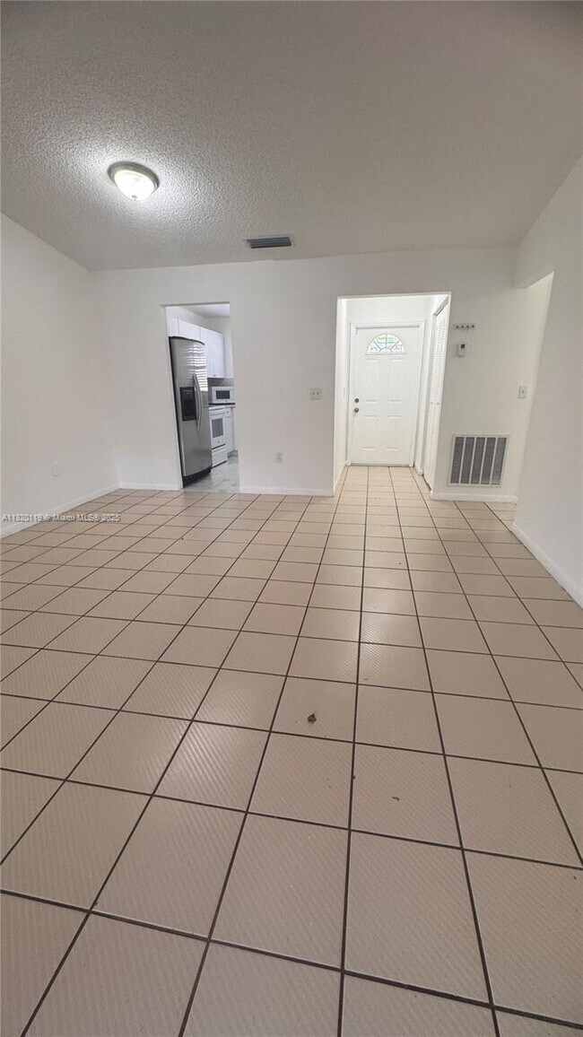 Building Photo - 20450 NW 29th Pl