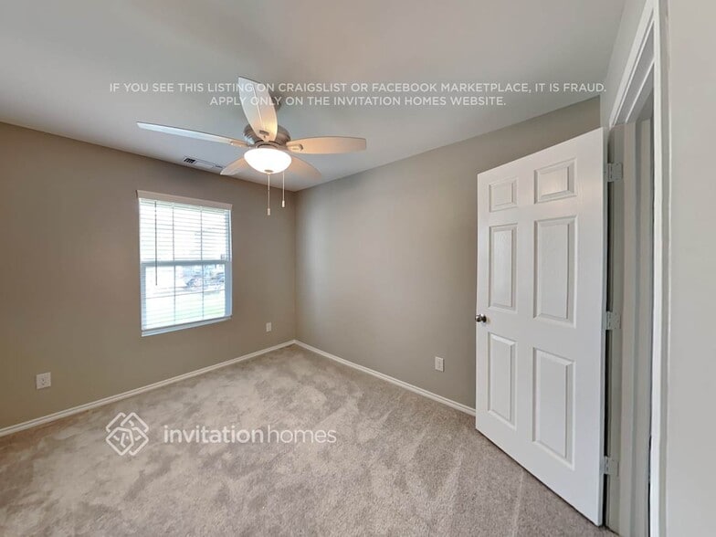 Building Photo - 1206 Autumn Mist Ln