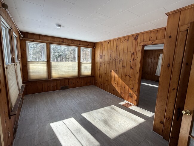 Building Photo - 2 Davcarley Rd