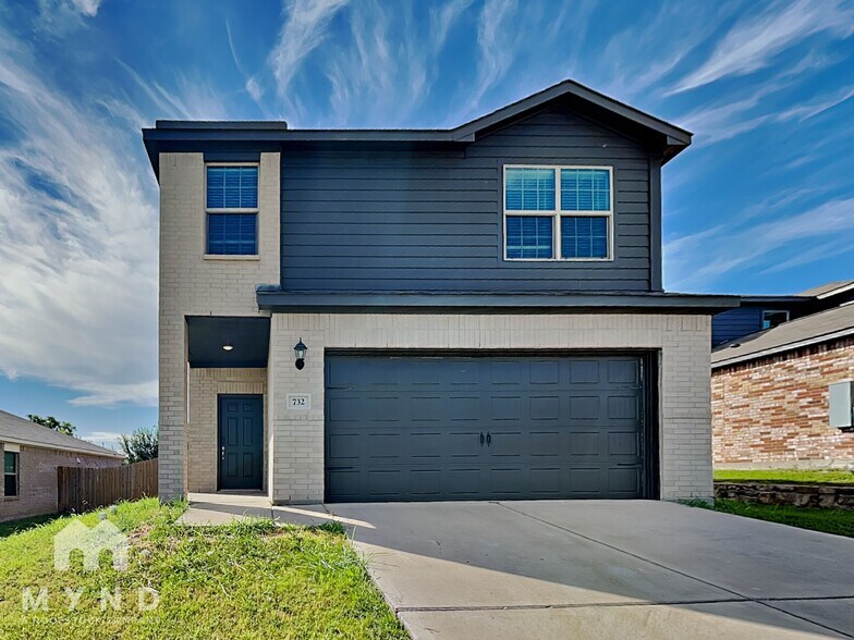 Primary Photo - 732 Keeneland Dr