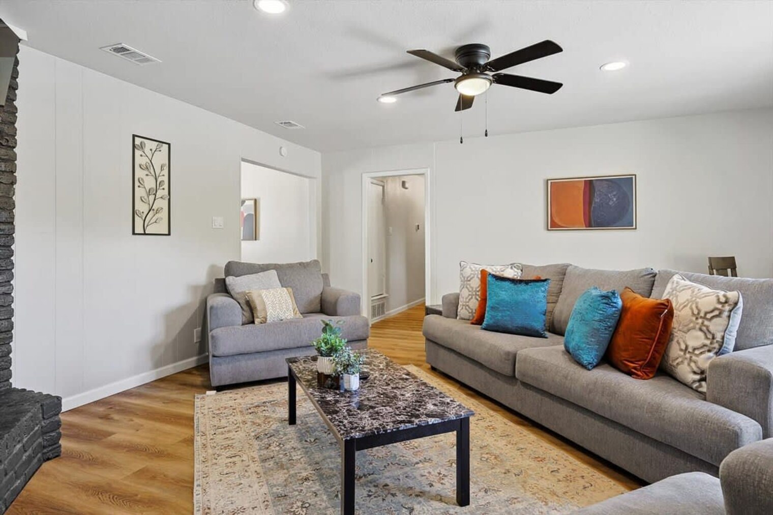 Building Photo - 405 Tate Cir