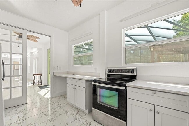 Building Photo - 871 Blairmont Ln