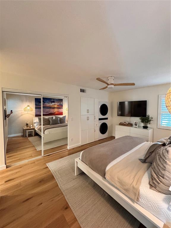 Building Photo - 5623 Midnight Pass Rd