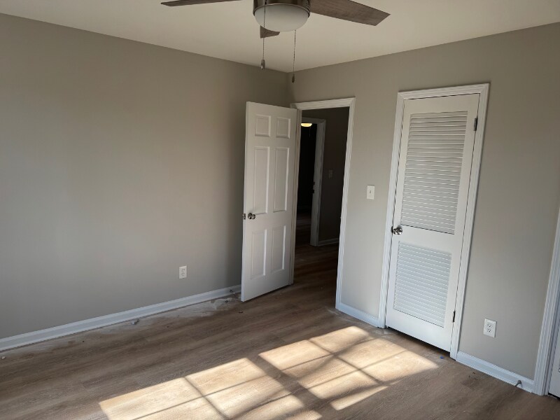 Building Photo - 865 Spalding Dr