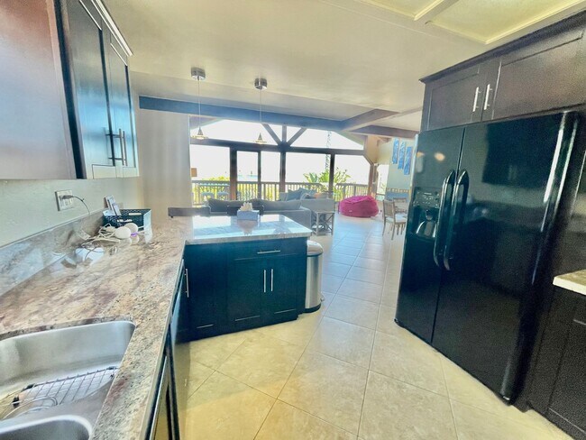 Building Photo - Furnished Beach front House in OB One Month Minimum Rental