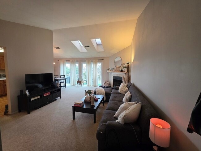 Building Photo - 2791 Green Bridge Ct