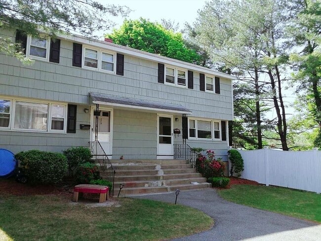 Primary Photo - 273 Cross St