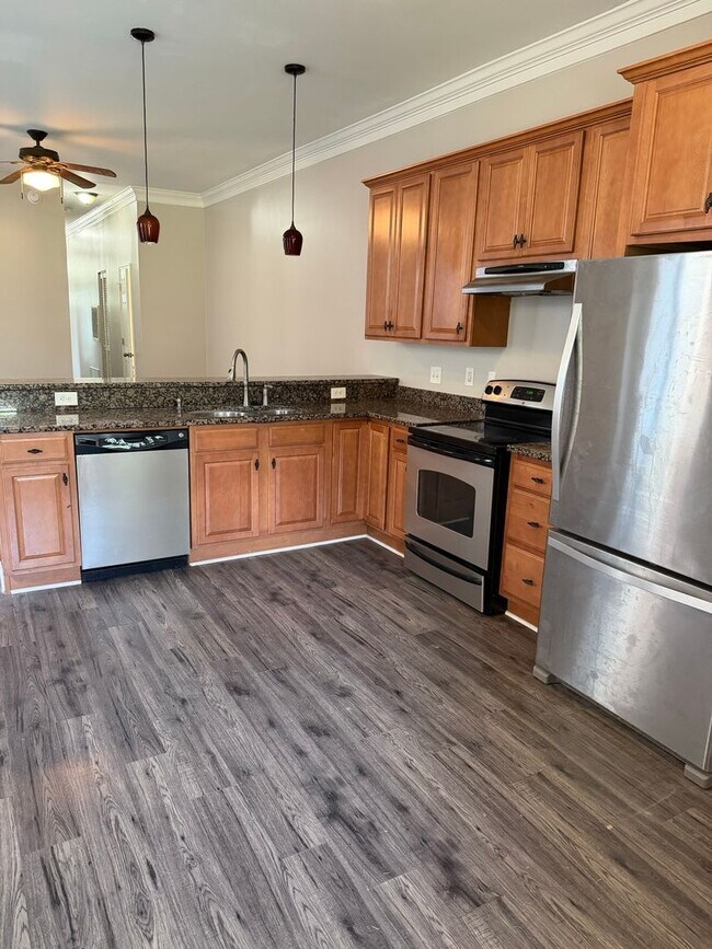 Interior Photo - M Street