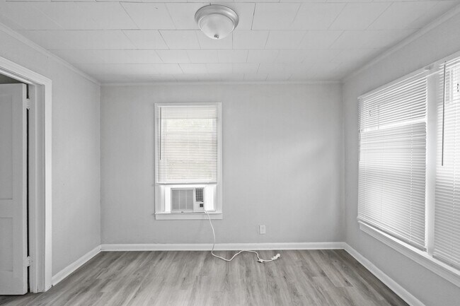 Building Photo - 8402 Brockton St