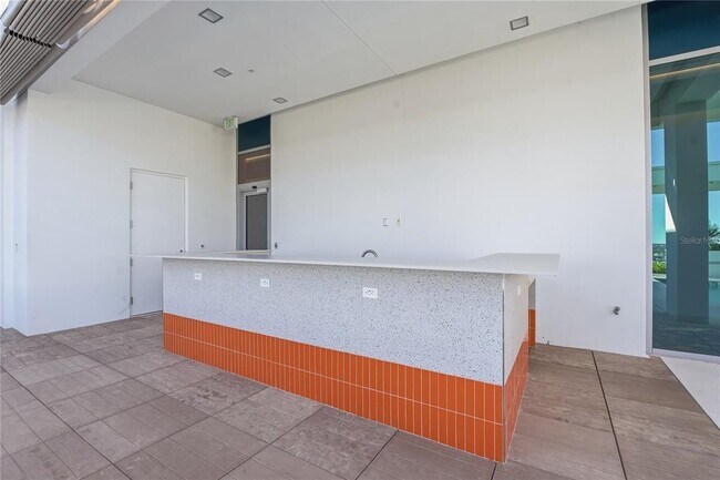 Building Photo - 777 3rd Ave N