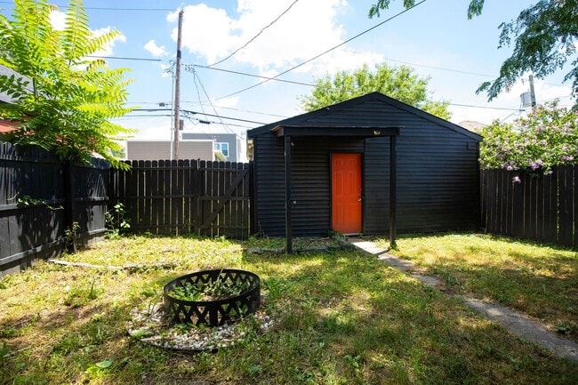 Building Photo - 1209 S Randolph St