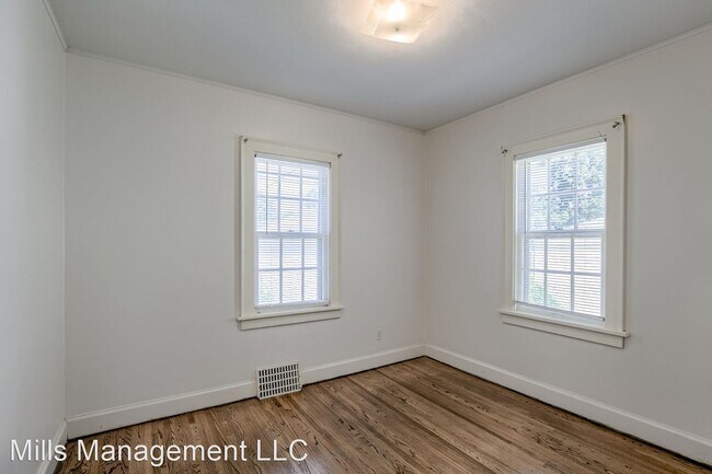 Building Photo - 3 br, 1 bath House - 2673 S 14