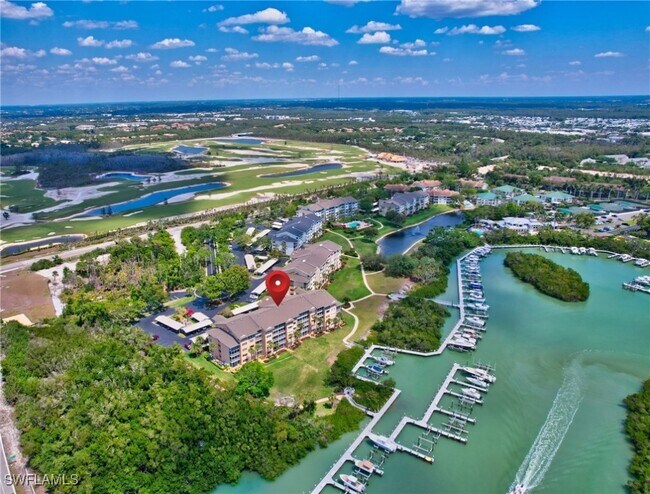 Building Photo - 300 Horse Creek Dr