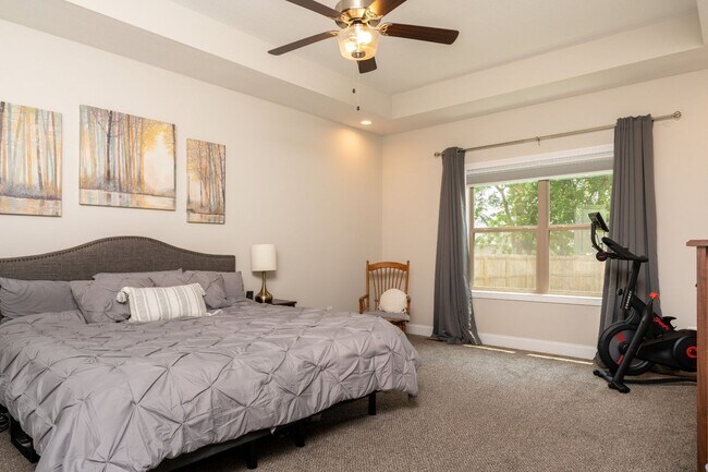 Building Photo - Beautiful 4-Bedroom Home with Bonus Room