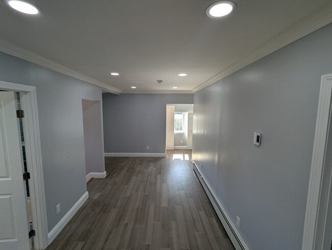 Building Photo - 296 Fulton St