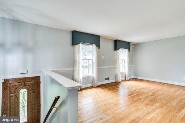 Building Photo - 5001 Ninian Ct