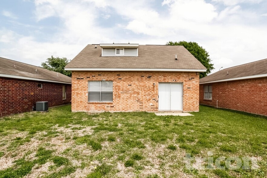 Building Photo - 3119 Kelling St