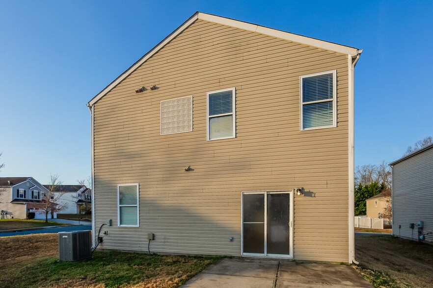 Building Photo - 9202 Cotton Gum Rd