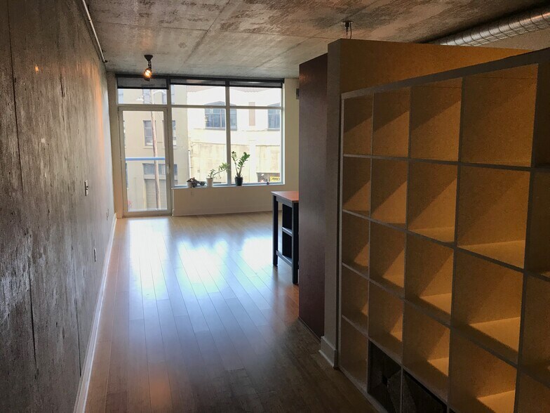 Hallway - 1926 W Burnside St