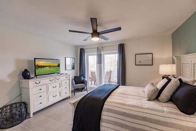 Building Photo - 1125 W Peppertree Dr