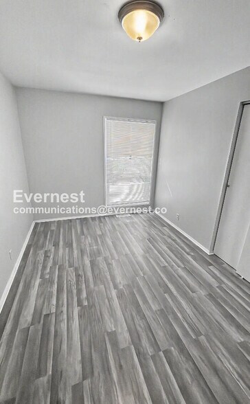 Building Photo - 2380 Grassland Dr