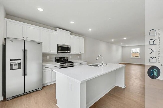 Building Photo - 231 Golden Haze Aly