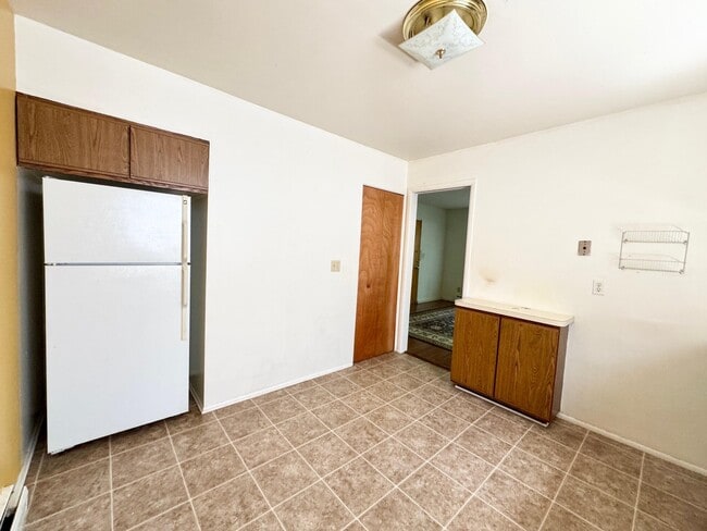 Building Photo - 111 Glendale Dr