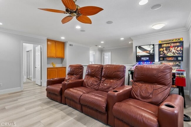 Building Photo - 27976 Milt Cir