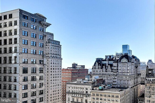 Building Photo - 111 S 15th St