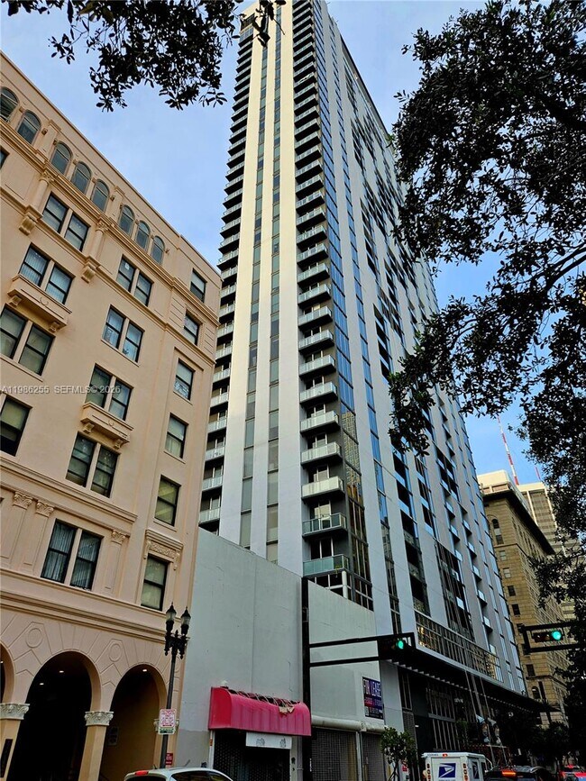 Building Photo - 151 SE 1st St