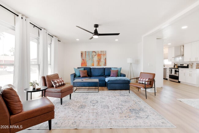 Building Photo - 6844 E Hubbell St