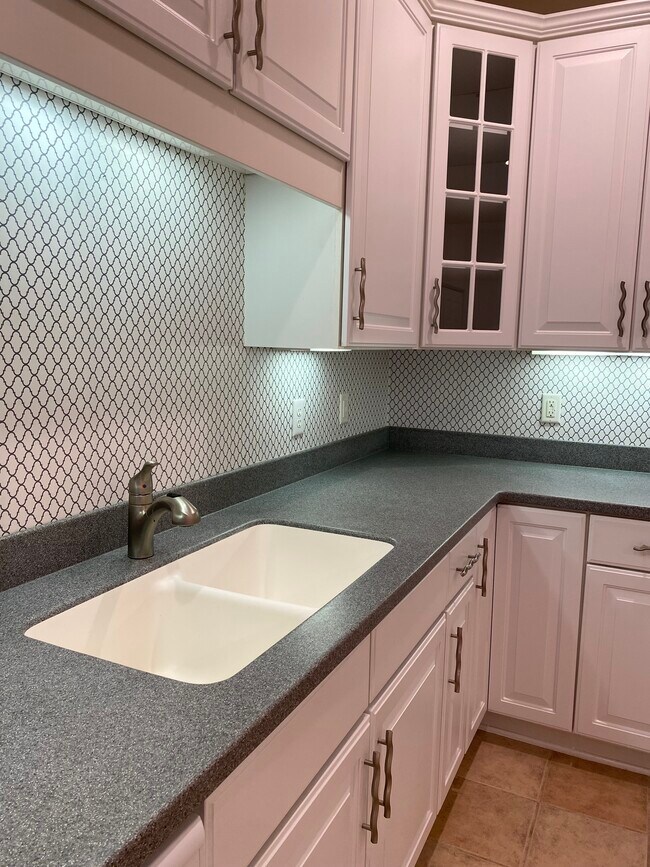 Building Photo - 4700 Ludwell Branch Ct