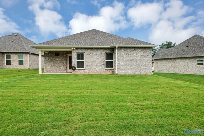 Building Photo - 16640 Aspen Ln