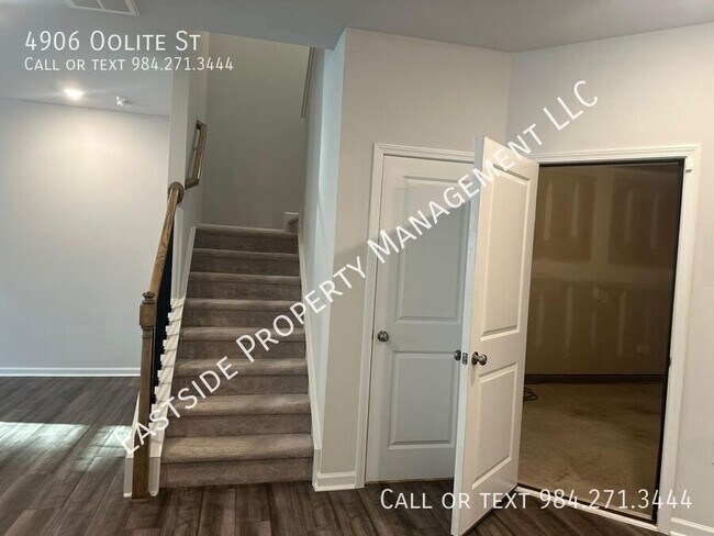 Building Photo - 4906 Oolite St
