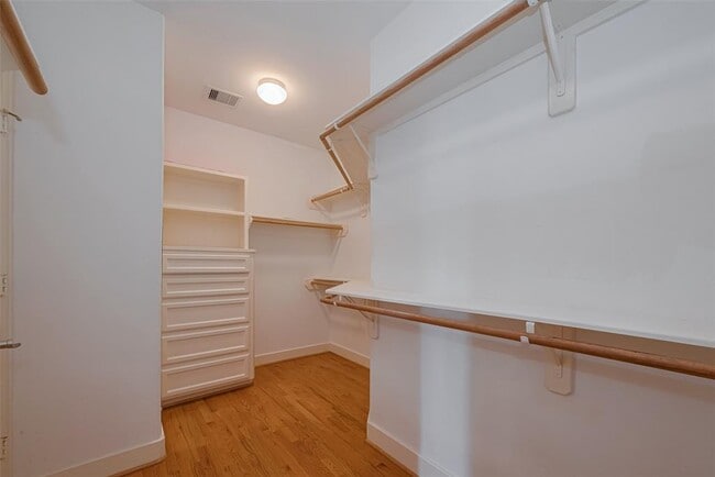 Building Photo - 5338 Fayette St
