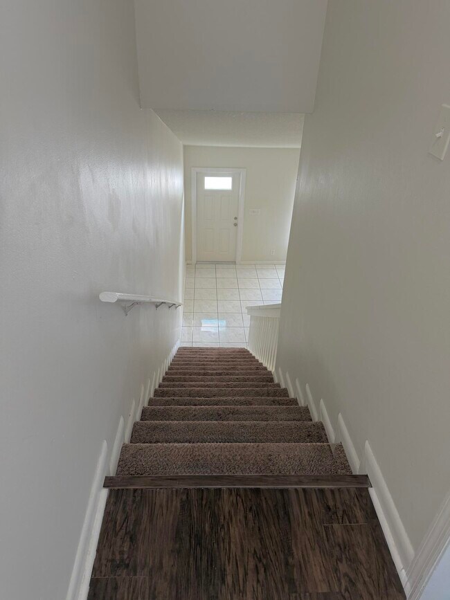 Building Photo - 13790 Bottlebrush Ct