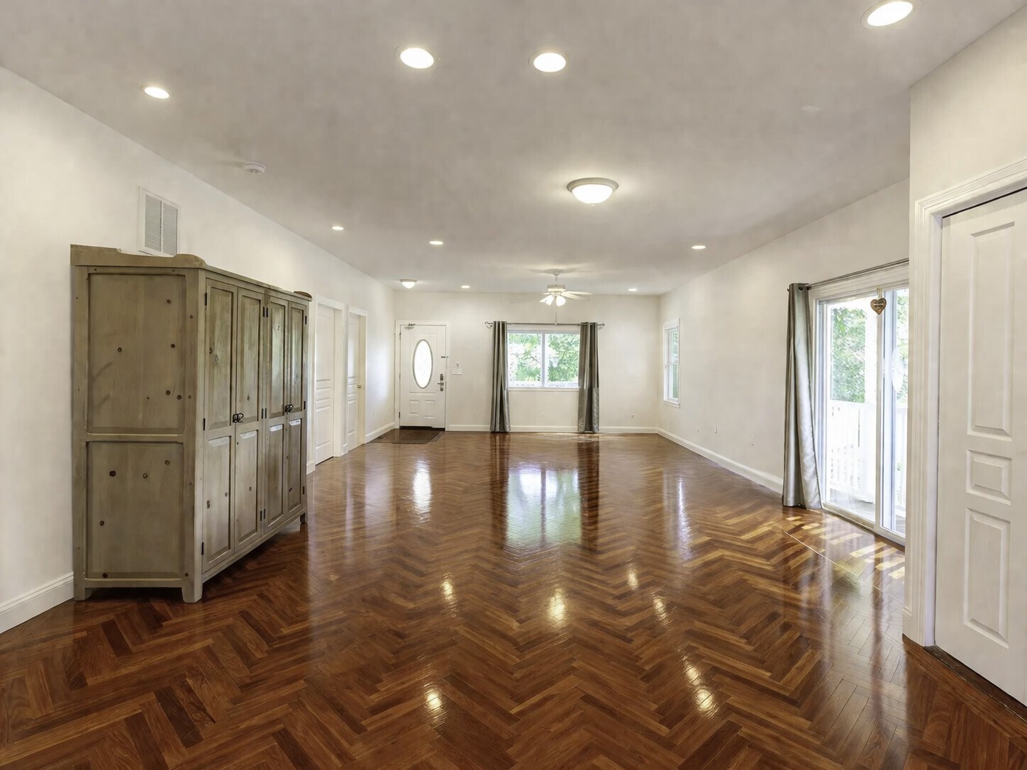 Building Photo - 415 3rd Ave