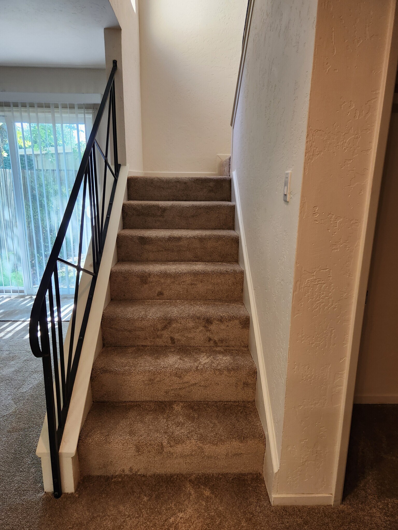 Building Photo - 6043 Leafwood Dr