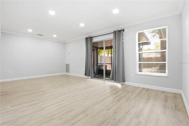 Building Photo - 14113 Village Terrace Dr