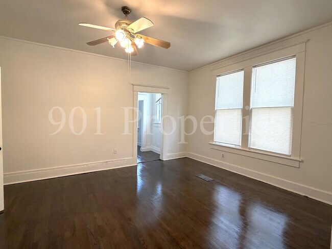 Building Photo - 59 S Cox St