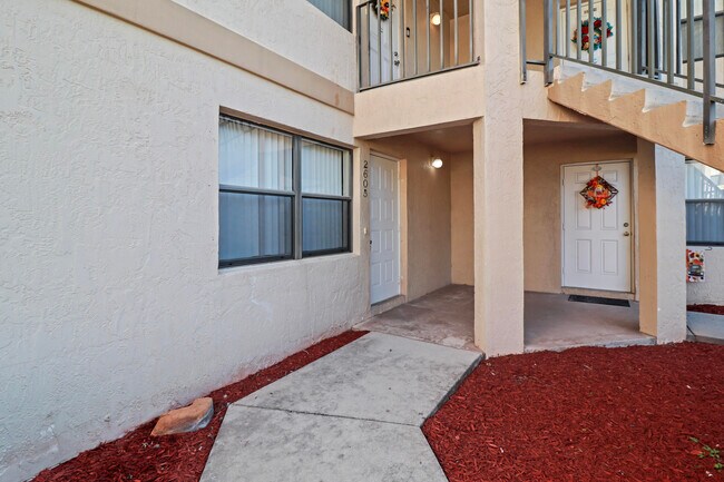 Building Photo - 2625 Heathcote Dr